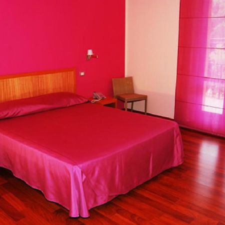 SantʼAntìoco Hotel I Colori מראה חיצוני תמונה