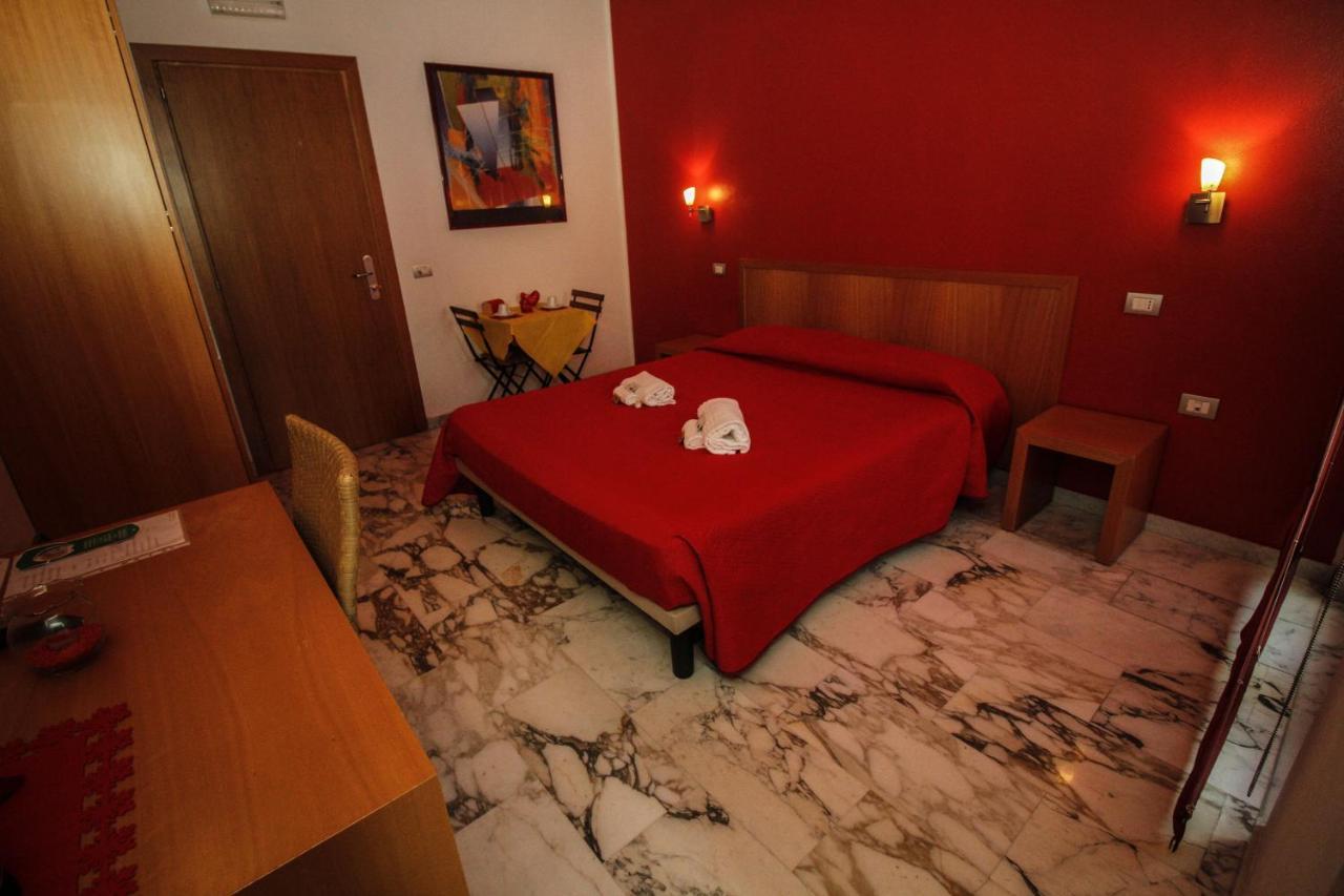 SantʼAntìoco Hotel I Colori מראה חיצוני תמונה